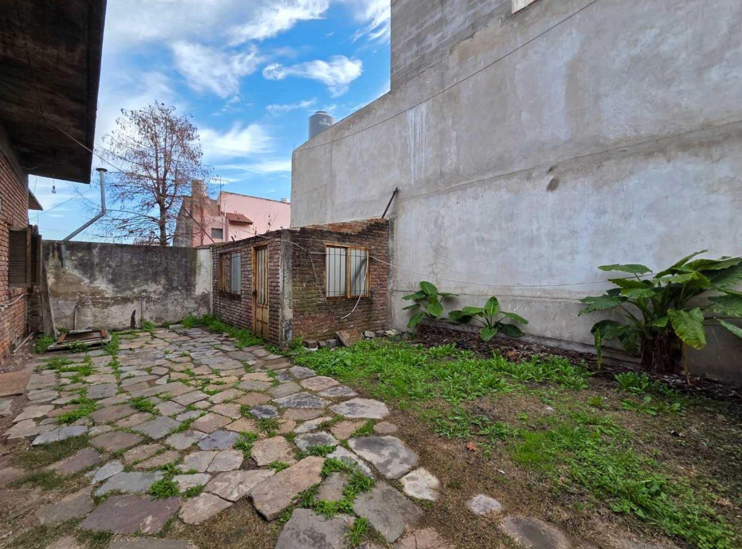 Foto de VENTA CASA 4 DORMITORIOS VILLA TESEI APTO CREDITO, imagen 5