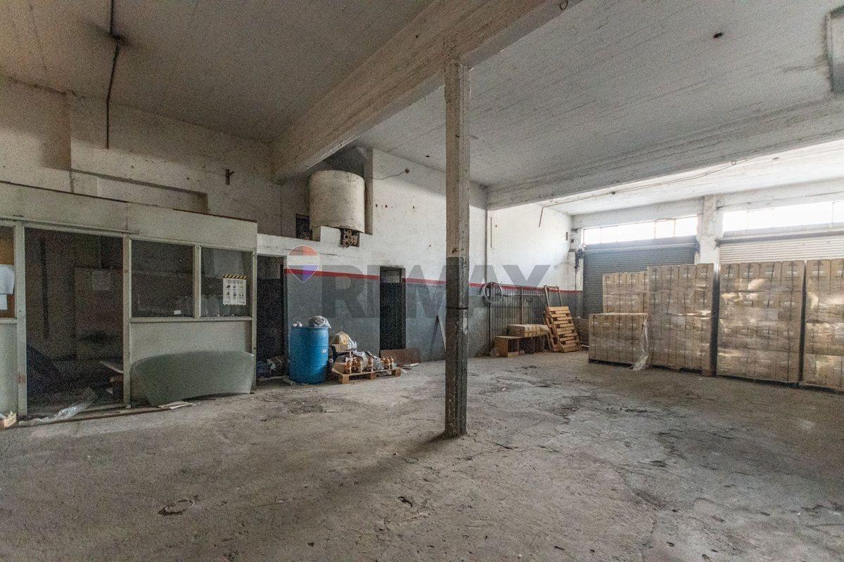 Foto de Venta Galpón + PH + Local en Villa Soldati, imagen 3