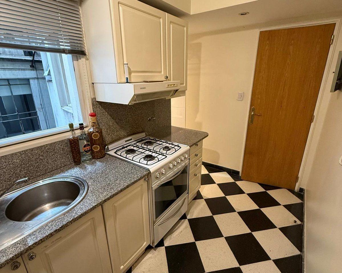 Foto de VENTA DEPARTAMENTO 3 AMBIENTES RECOLETA-RETIRO, imagen 1