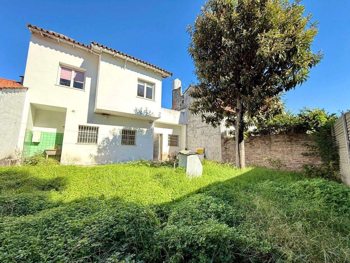 Foto de VENTA DE CASA 4 AMBIENTES APTA CREDITO, imagen 2