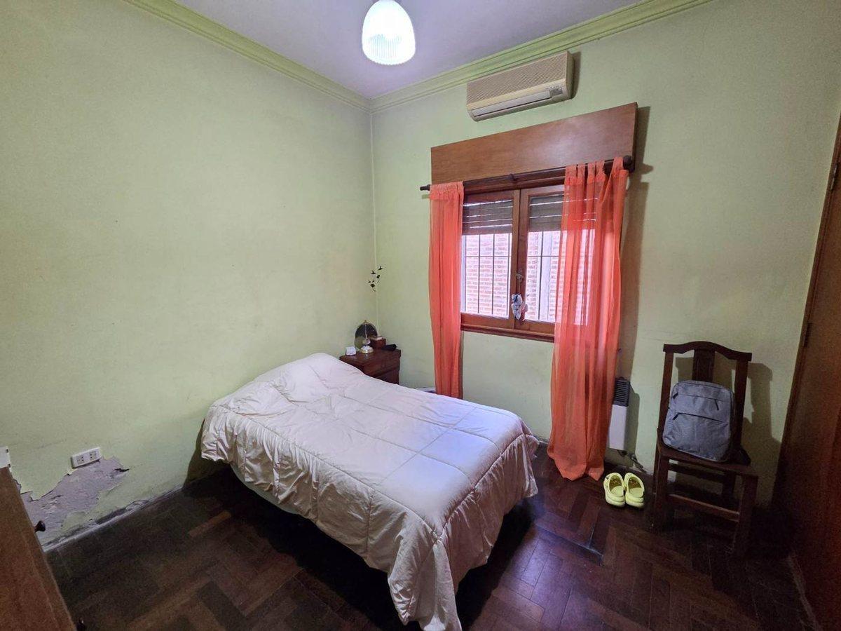 Foto de VENTA CASA 4 AMBIENTES HURLINGHAM JARDIN GARAGE, imagen 2