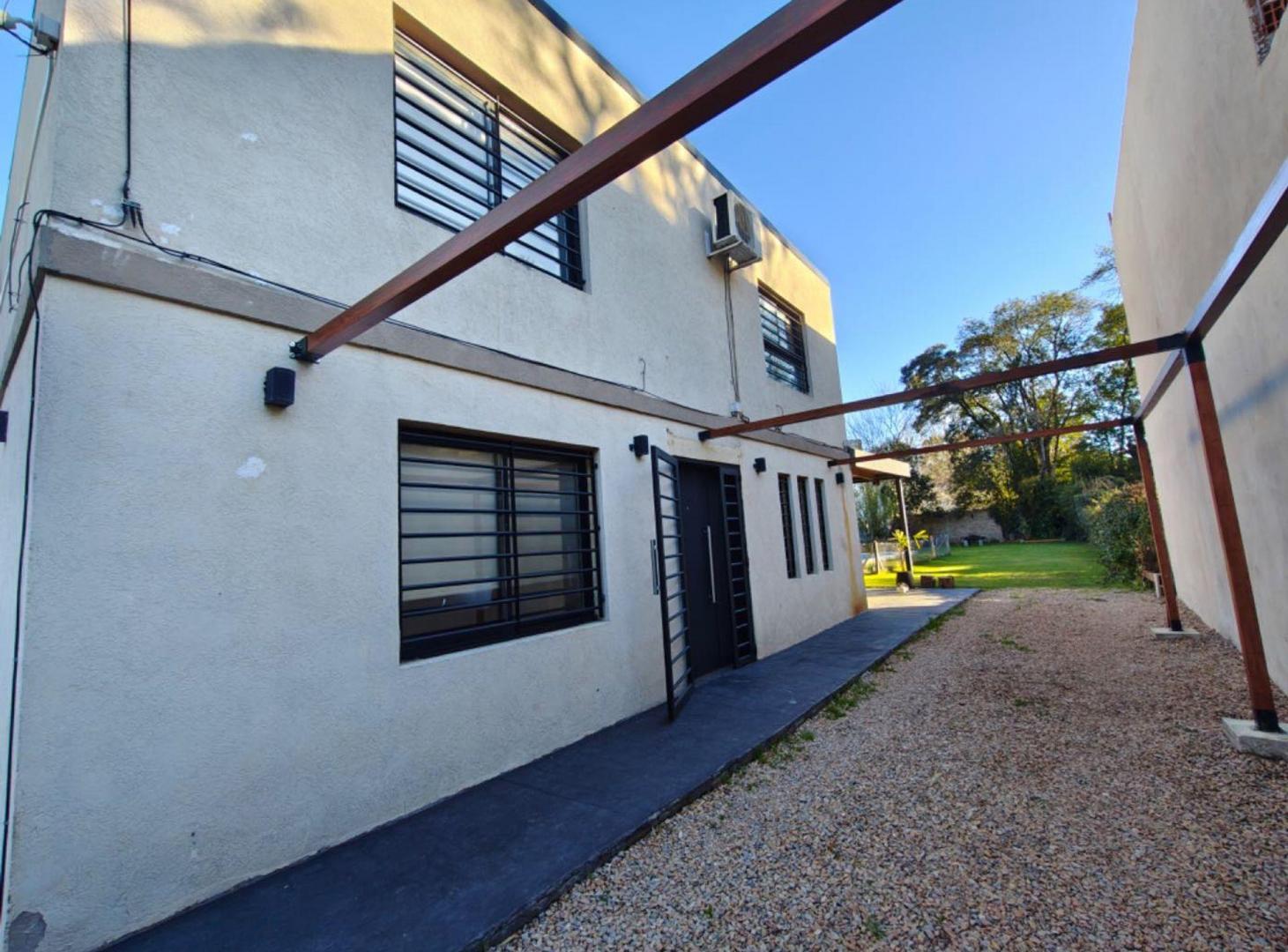 Foto de VENTA CASA 4 AMB. DEL VISO PILAR PILETA, imagen 3