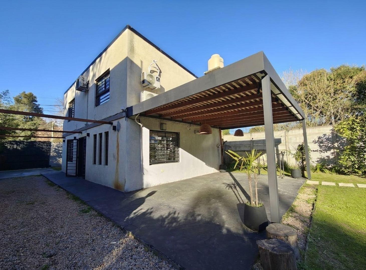 Foto de VENTA CASA 4 AMB. DEL VISO PILAR PILETA, imagen 1