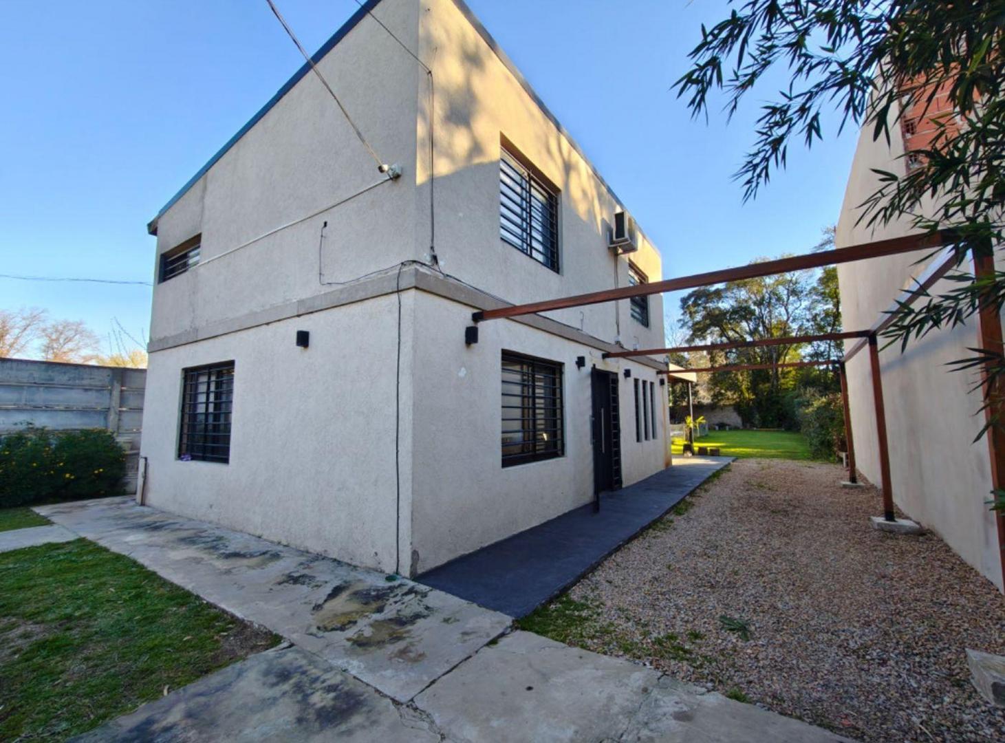 Foto de VENTA CASA 4 AMB. DEL VISO PILAR PILETA, imagen 4