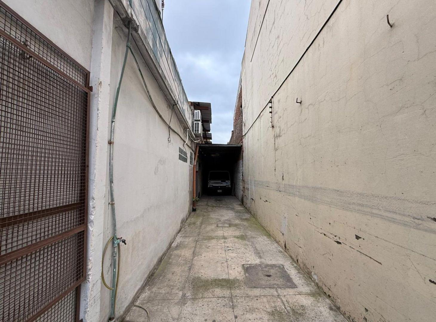 Foto de VENTA GALPÓN INDUSTRIAL Y DEPÓSITO CASEROS, imagen 4