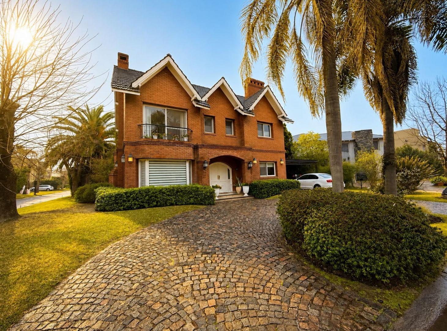 Foto de VENTA CASA 6 AMB HARAS PILAR CABALLERIZA. PERMUTA, imagen 1