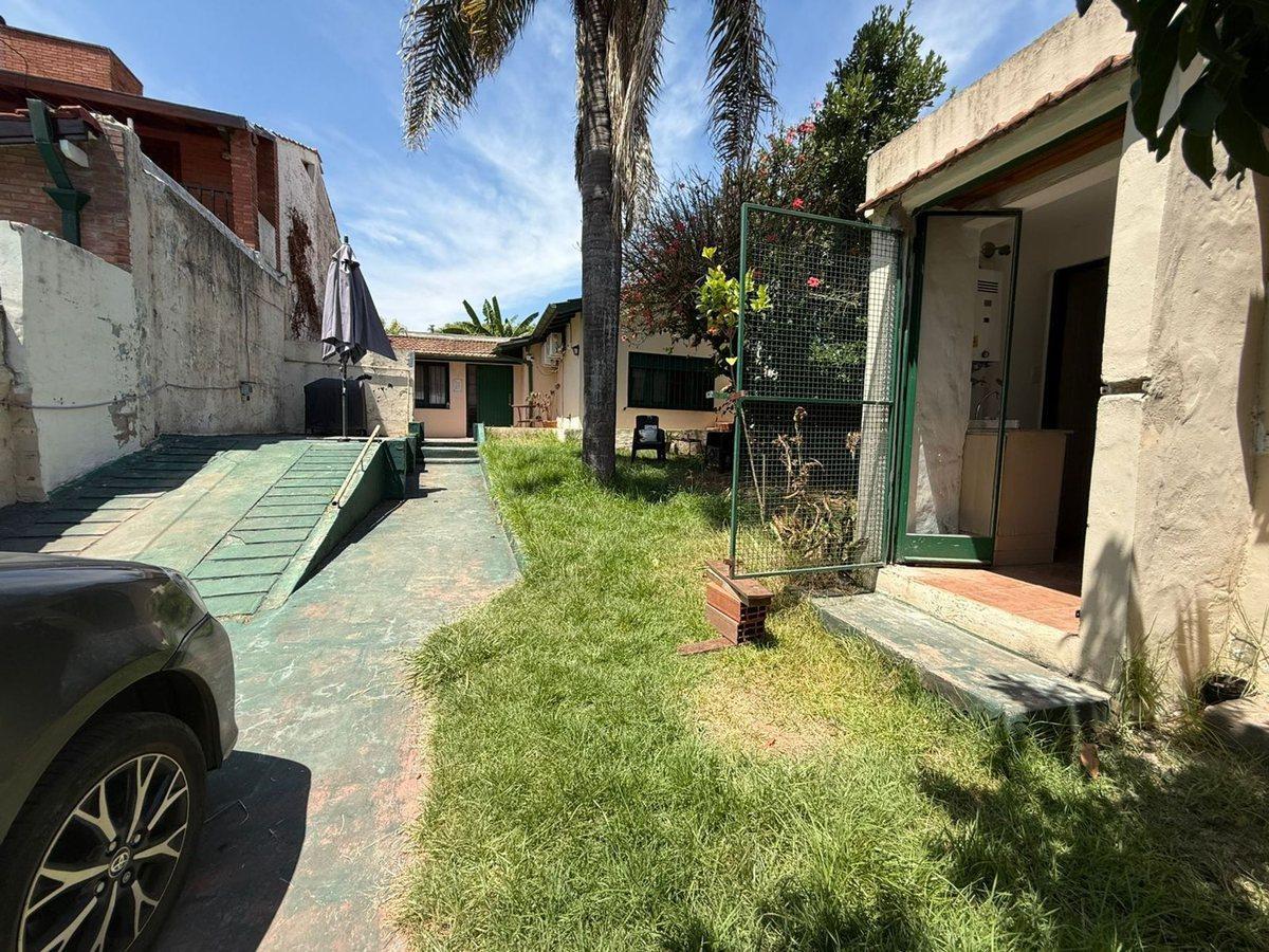 Foto de VENTA CASA 3 AMBIENTES SAN ISIDRO, imagen 2