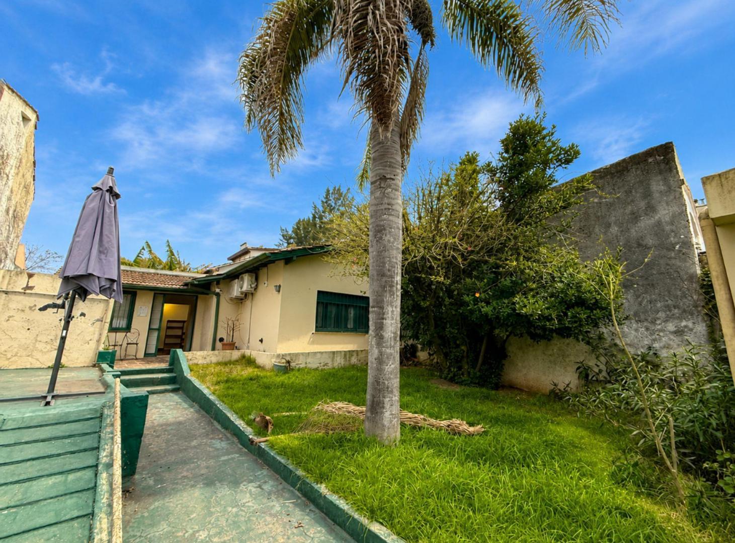Foto de VENTA CASA 3 AMBIENTES SAN ISIDRO, imagen 1