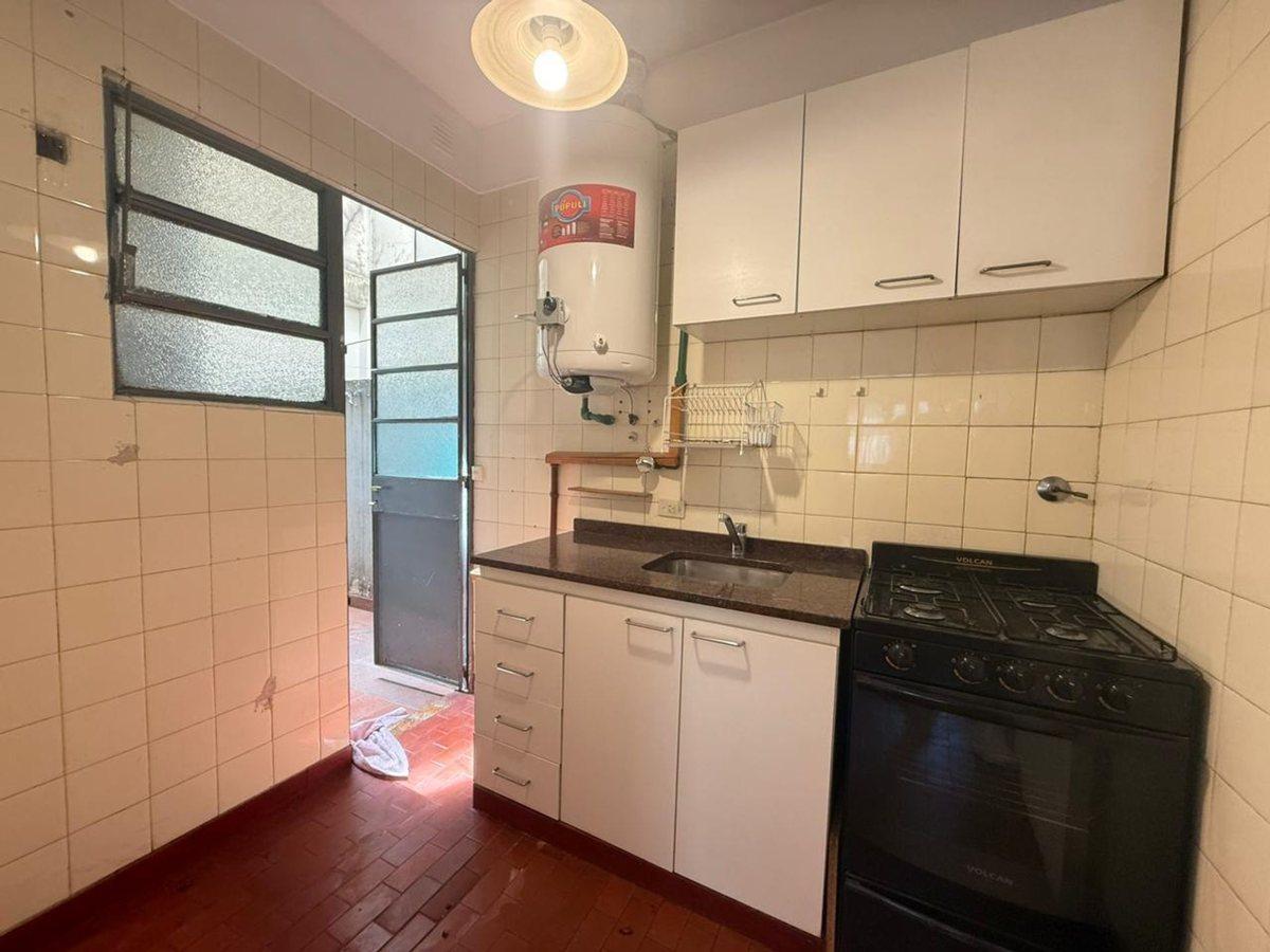 Foto de VENTA DEPARTAMENTO 2 AMB+PATIO VILLA BALLESTER, imagen 4