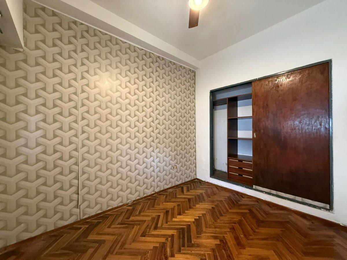 Foto de VENTA DEPARTAMENTO 2 AMB+PATIO VILLA BALLESTER, imagen 2