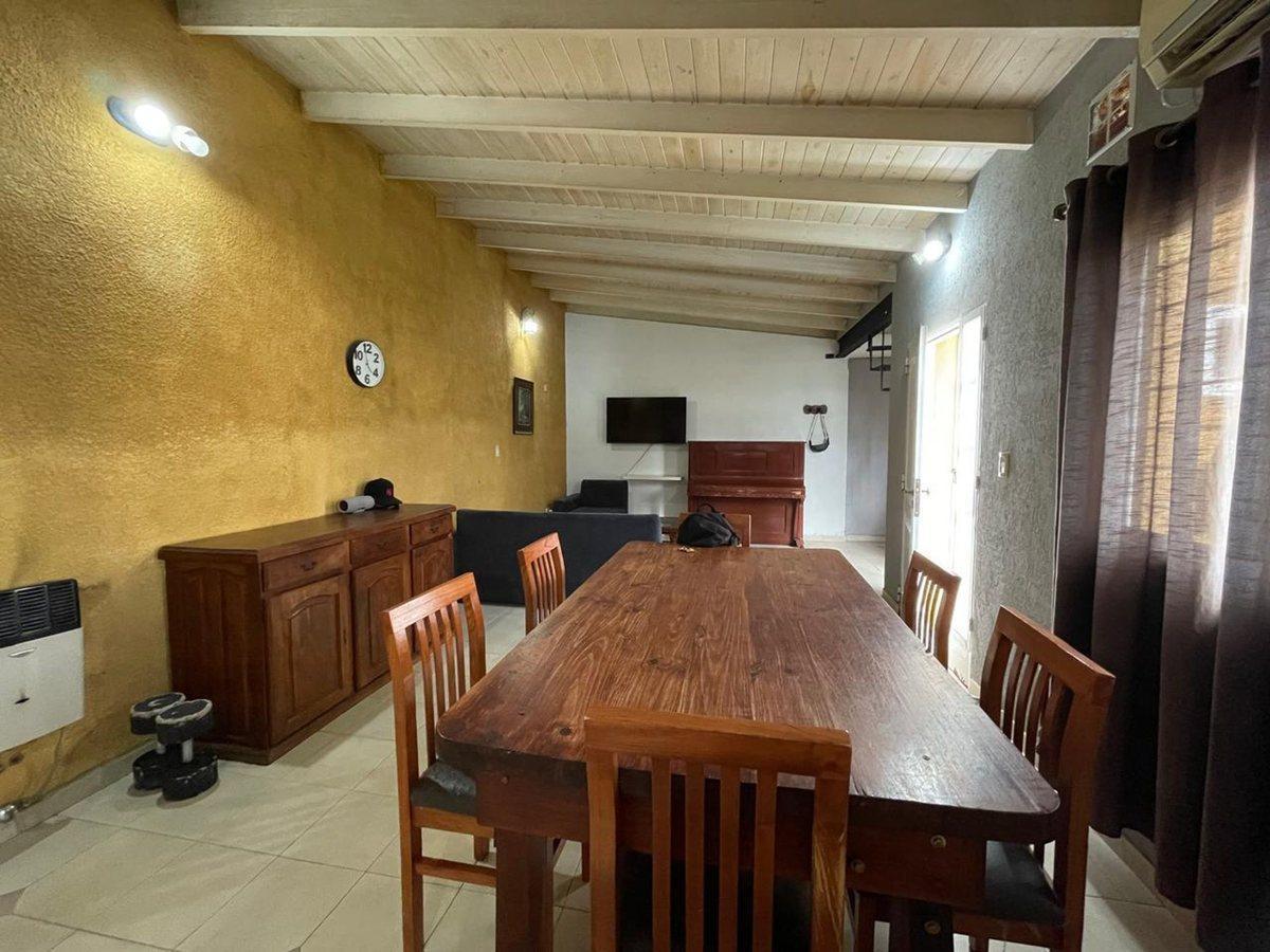 Foto de VENTA PH 4 AMBIENTES HURLINGHAM, imagen 2