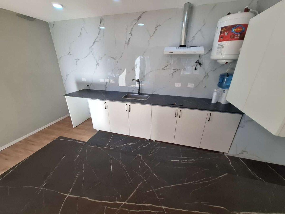 Foto de VENTA BLOQUE DEPTO 3 AMB A ESTRENAR J C P + LOCAL, imagen 3
