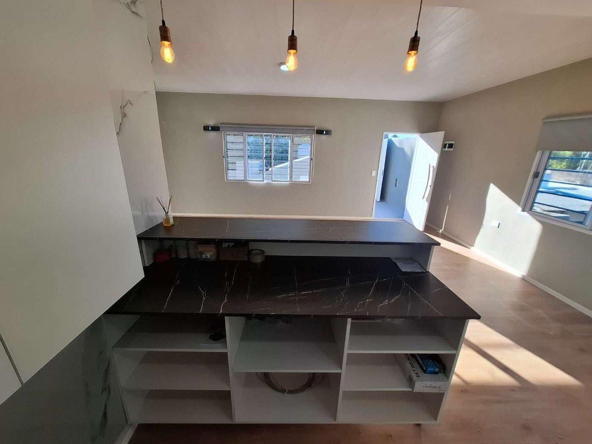 Foto de VENTA BLOQUE DEPTO 3 AMB A ESTRENAR J C P + LOCAL, imagen 2