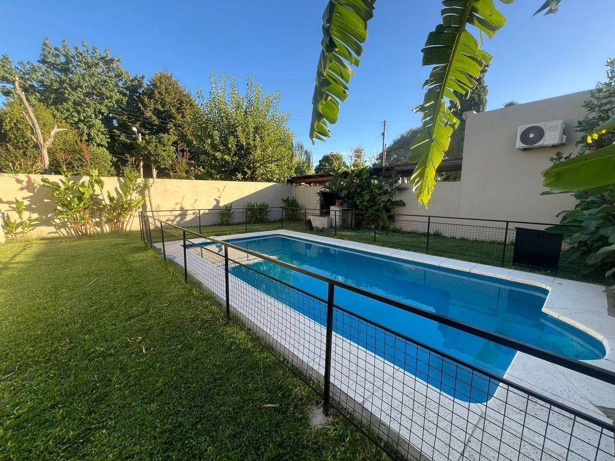 Foto de VENTA CASA 4 AMBIENTES MONTECARLO PILAR, imagen 3