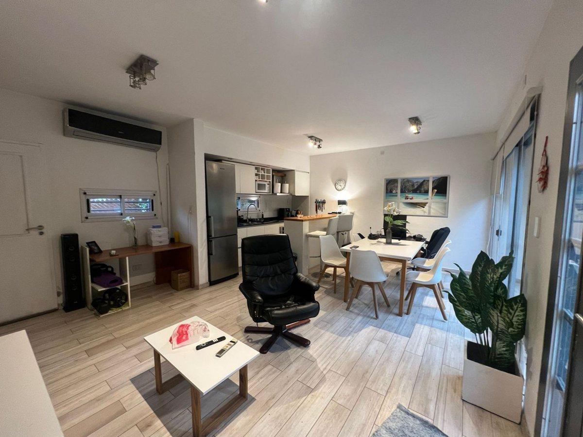 Foto de VENTA CASA 4 AMBIENTES DE VICENZO CHICO PILAR, imagen 3