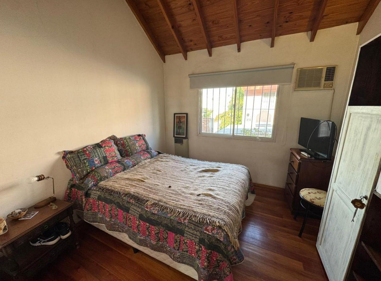 Foto de PH TRIPLEX 4 AMBIENTES VENTA MUÑIZ COCHERA PATIO, imagen 2