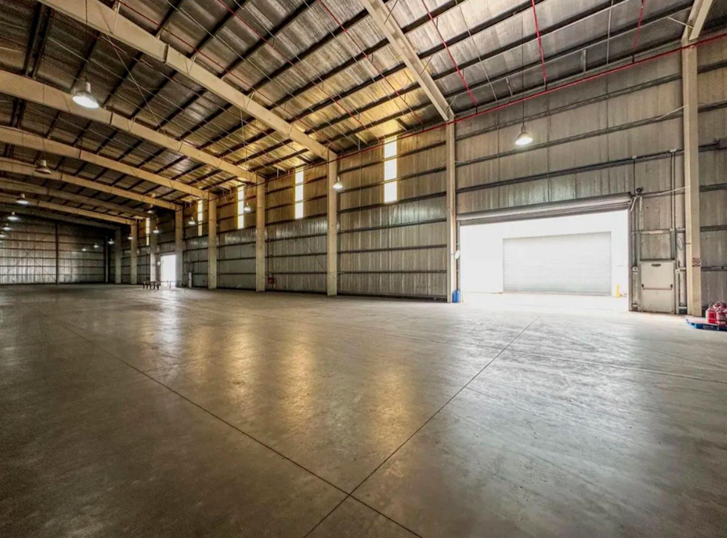 Foto de ALQUILER NAVE INDUSTRIAL 3300M2 PQUE IND DEL OESTE, imagen 2