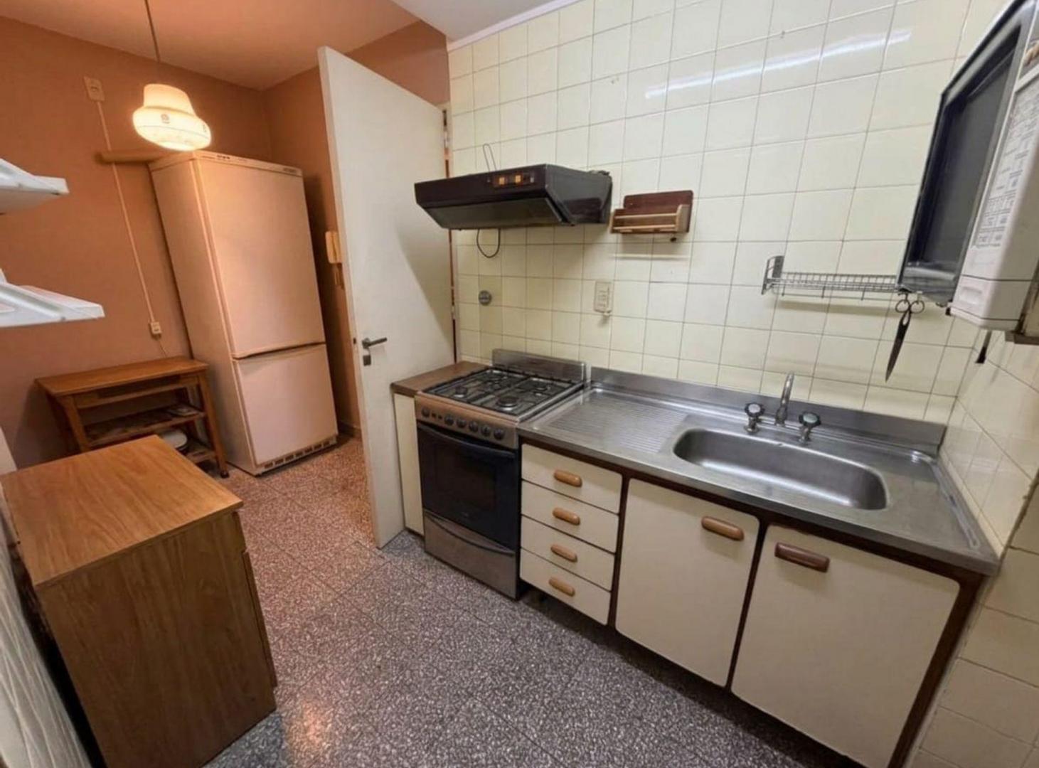 Foto de VENTA DE DPTO 2 AMB. BALCON AL FRENTE - CABALLITO, imagen 5