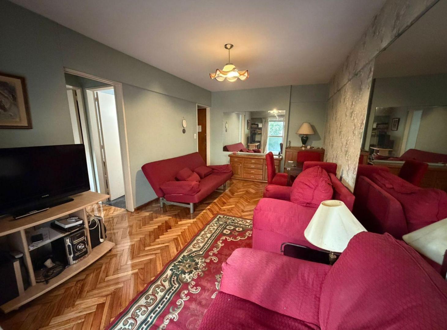 Foto de VENTA DE DPTO 2 AMB. BALCON AL FRENTE - CABALLITO, imagen 2
