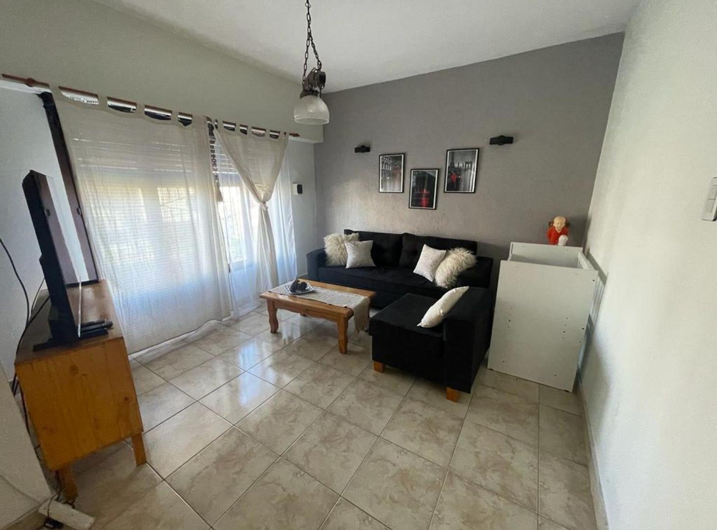Foto de ALQUILER PROPIEDAD 5 AMBIENTES - SAN JUSTO, imagen 1