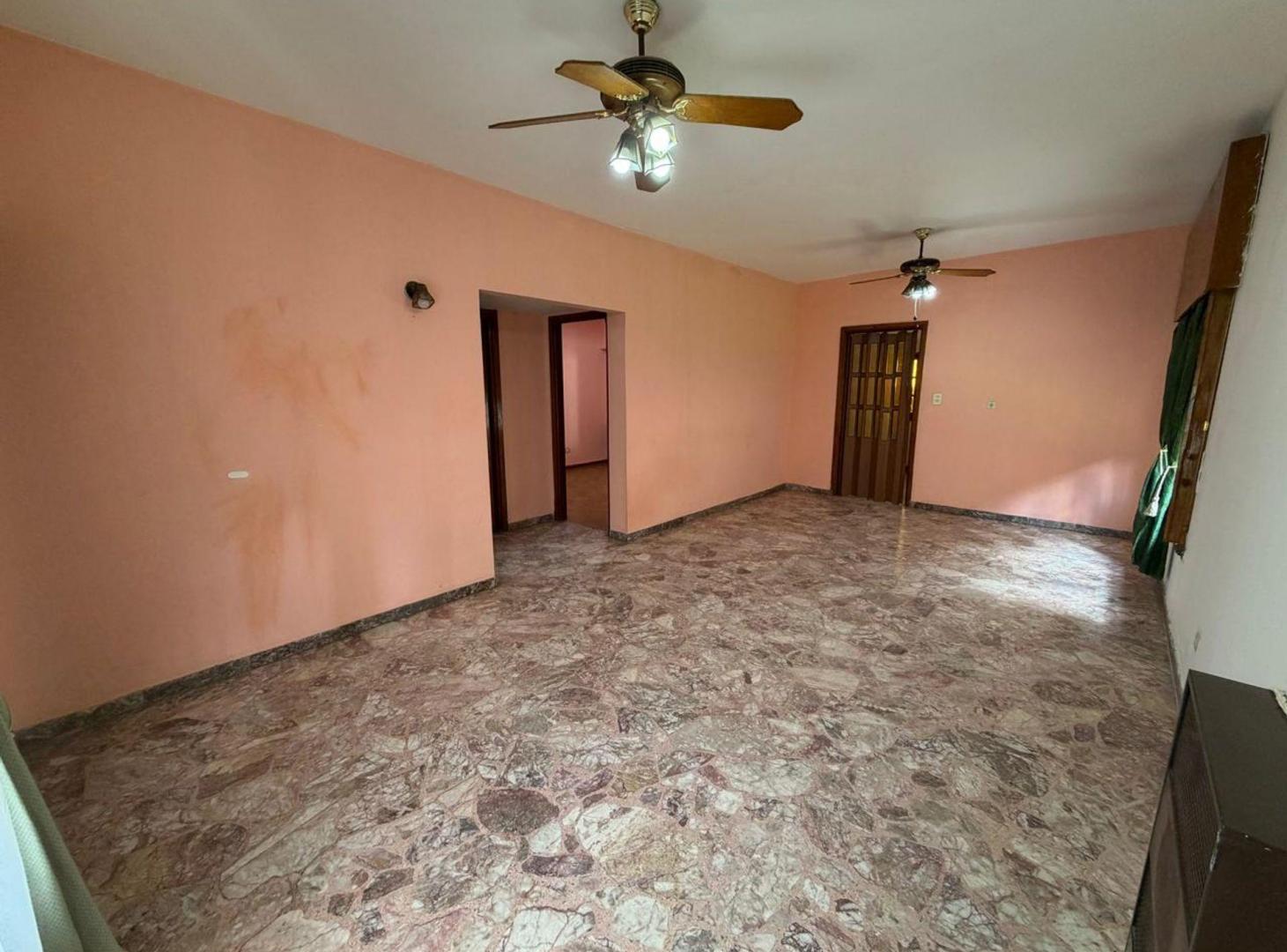Foto de VENTA CASA 3 AMB JARDIN JOSE C PAZ, imagen 3