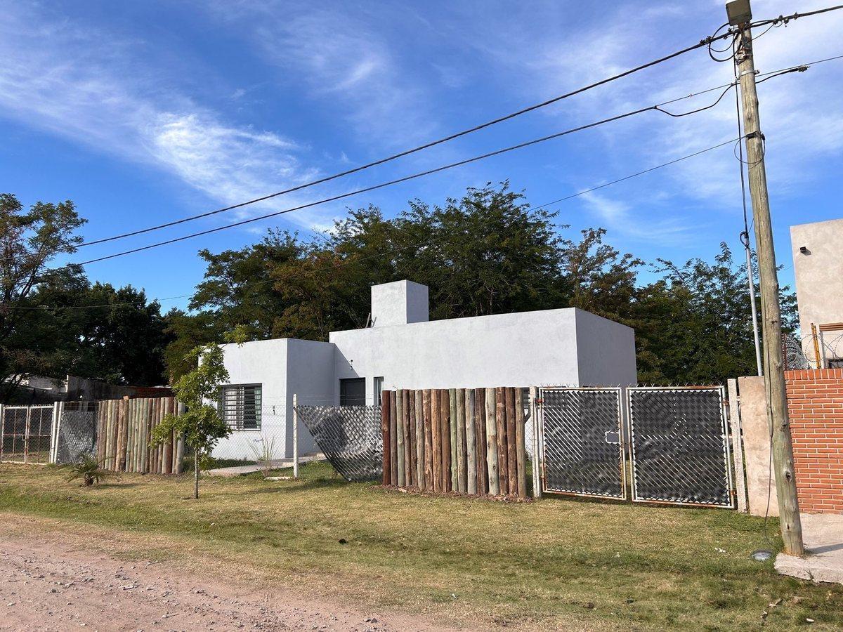 Foto de HERMOSA CASA QUINTA A ESTRENAR - LA REJA, imagen 1
