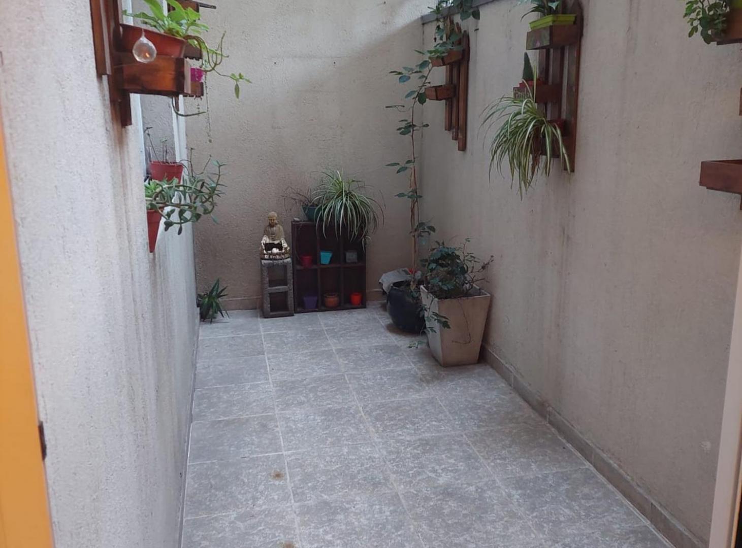 Foto de Alquiler Depto 2 amb con patio en Avellaneda, imagen 1