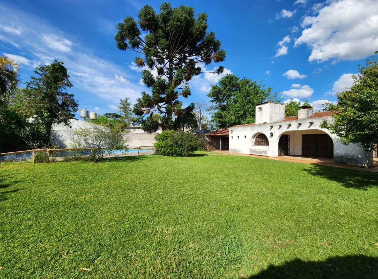 VENTA CASA QUINTA A REFACCIONAR ADOLFO SOURDEAUX