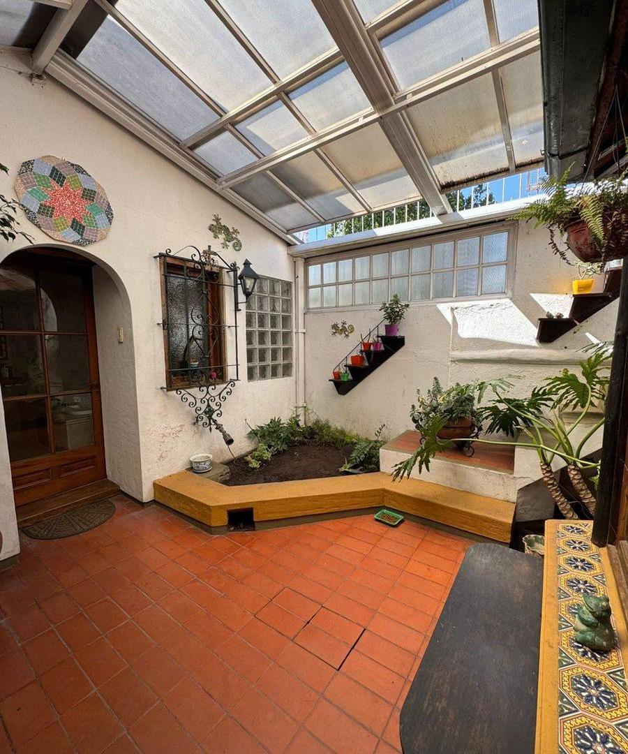 Foto de VENTA CASA 4AMB QUINCHO Y COCHERA + GALPON MERLO, imagen 2