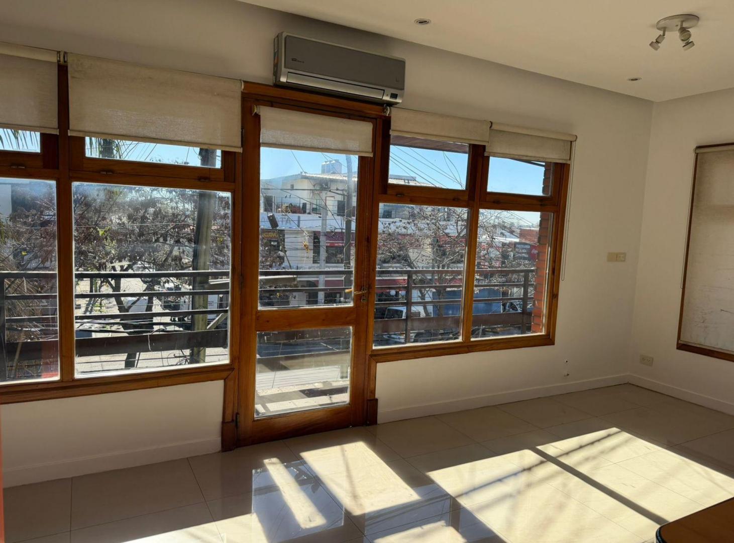 Foto de VENTA LOCAL HURLINGHAM, imagen 4