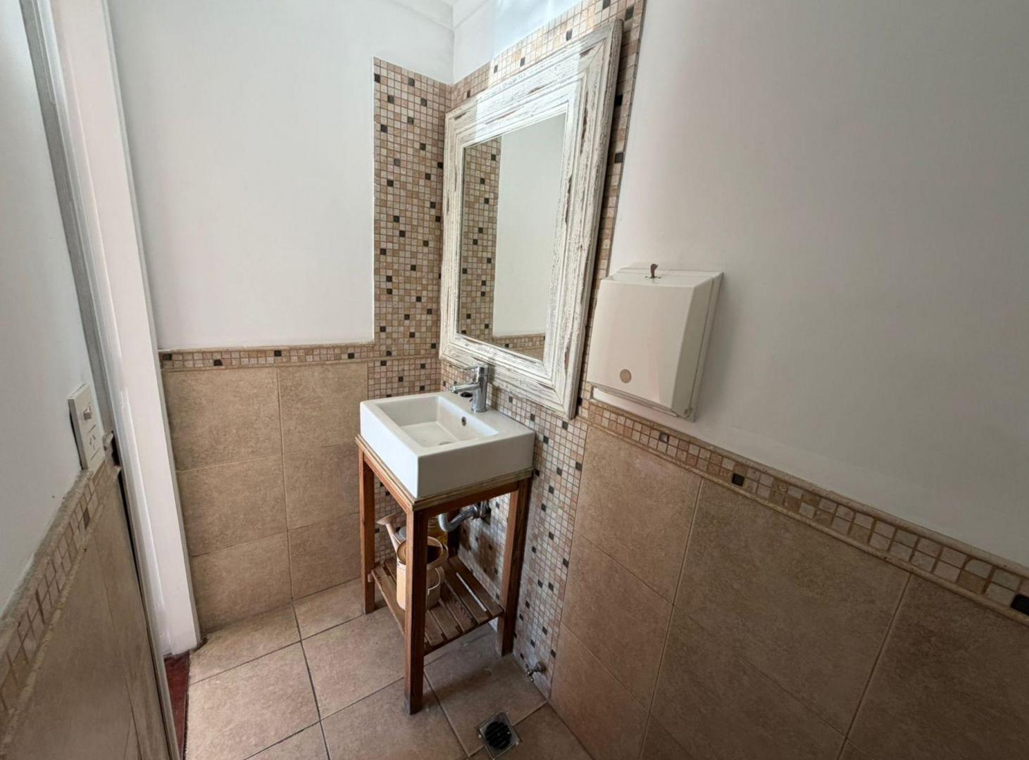 Foto de VENTA LOCAL HURLINGHAM, imagen 5