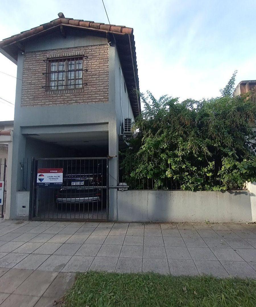 Foto de VENTA DOS CASAS 3 AMB GARAGE JARDIN SAN MIGUEL, imagen 1