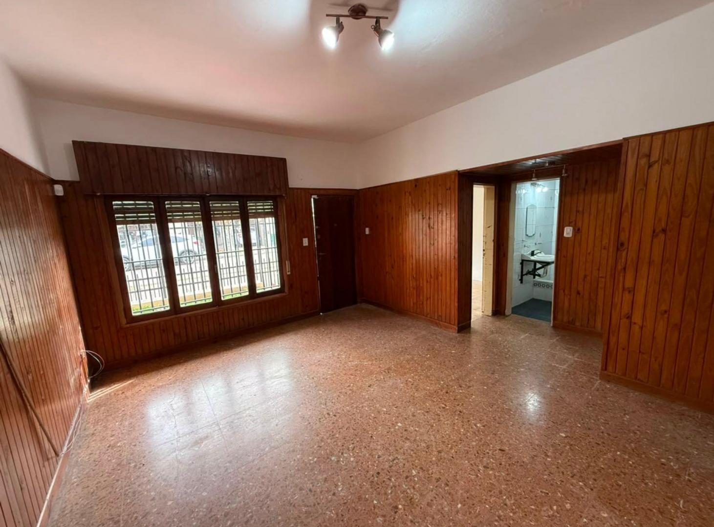 Foto de VENTA CASA 3 AMBIENTES EN JOSE C PAZ, imagen 4