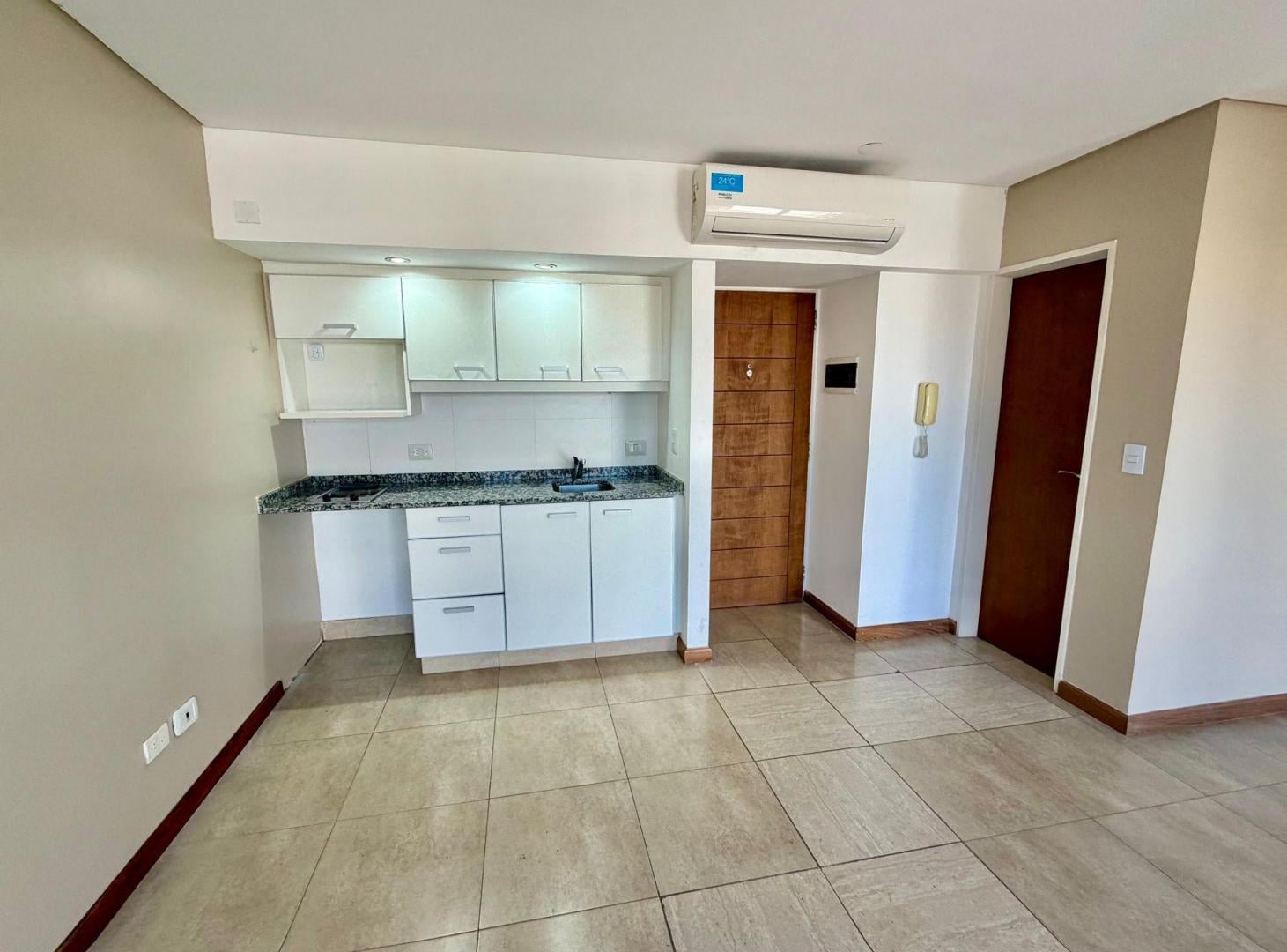 Foto de ALQUILER MONOAMBIENTE COCHERA MORÓN CENTRO, imagen 4