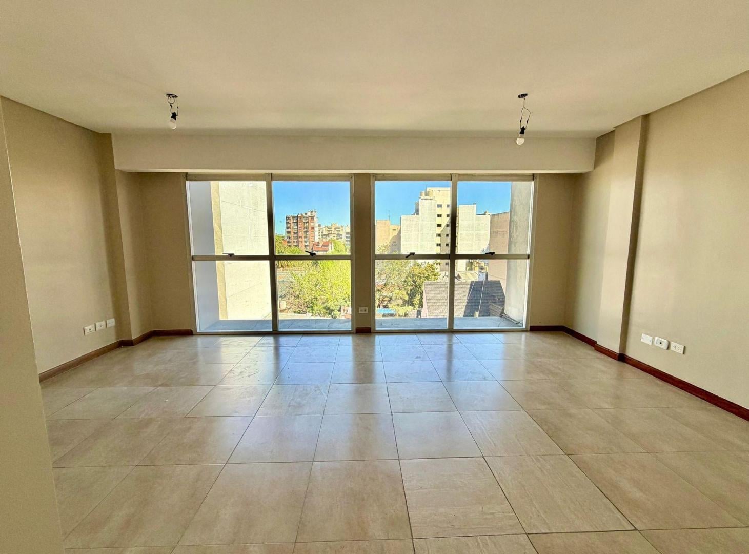 Foto de ALQUILER MONOAMBIENTE COCHERA MORÓN CENTRO, imagen 2