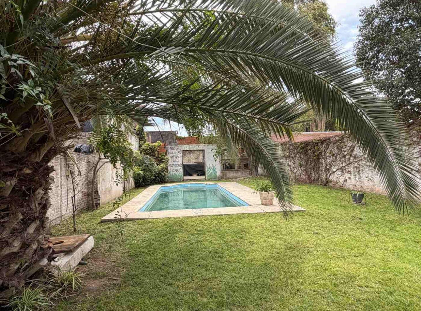 Foto de Venta casa 5 amb con local Hurlingham, imagen 2