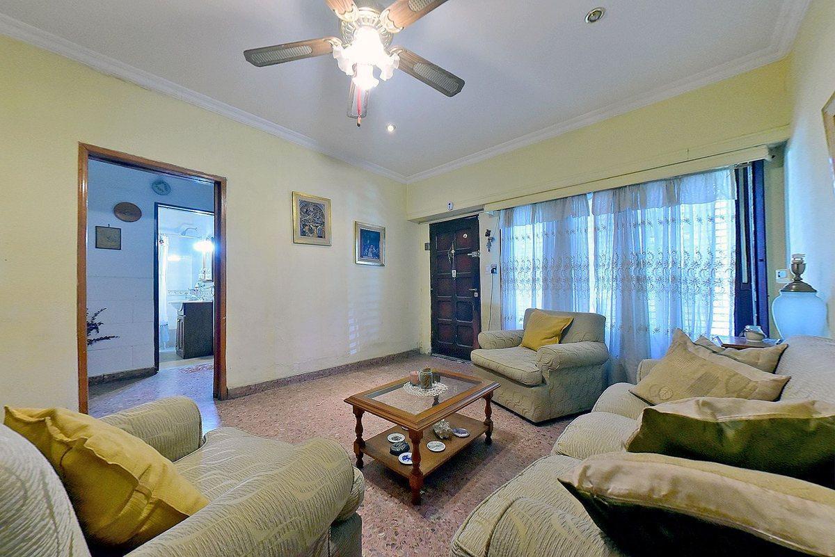 Foto de VENTA CASA 4 AMB HURLINGHAM COCHERA QUINCH PARRILL, imagen 4