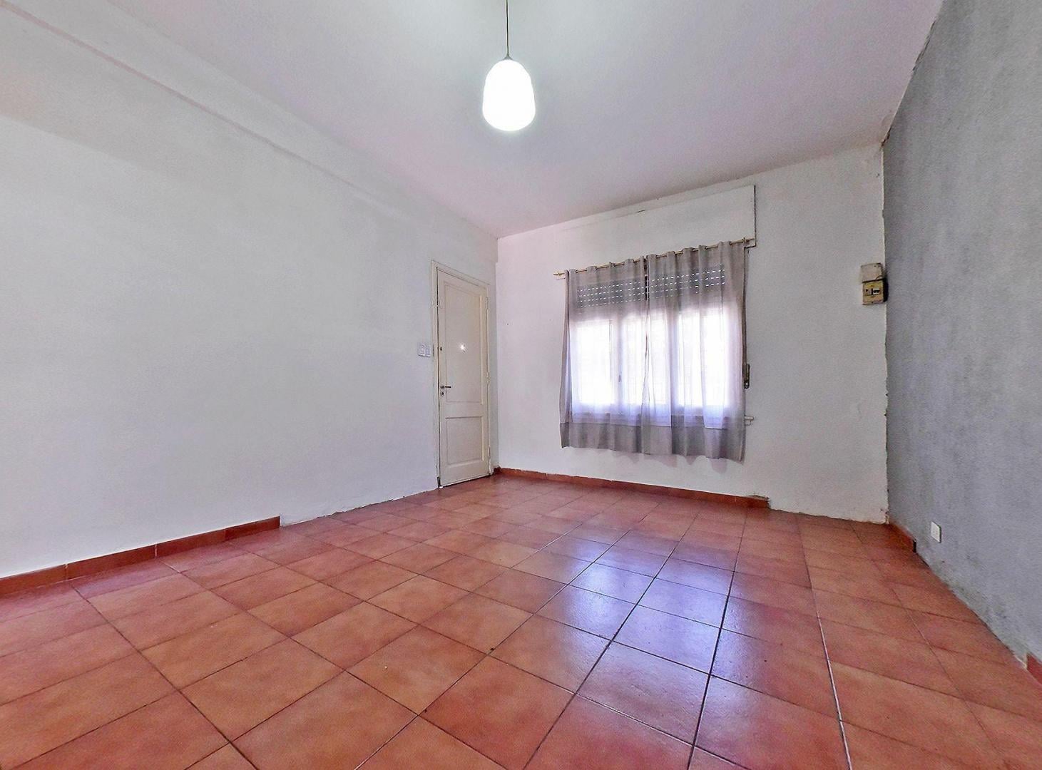 Foto de VENTA CASA 3 AMB BALLESTER SAN MARTIN APTO CREDIT0, imagen 1