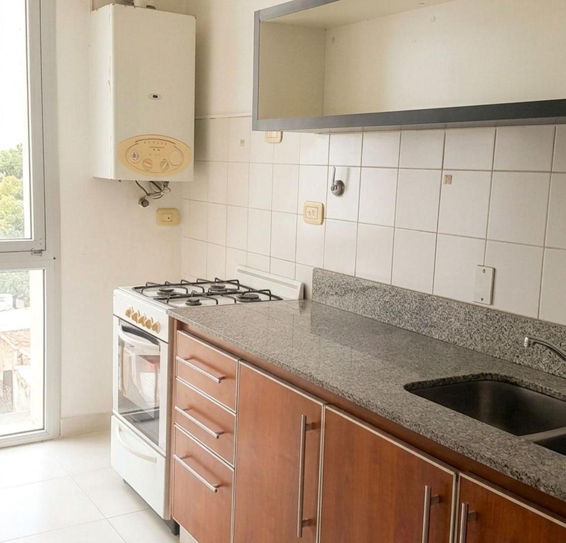 Foto de VENTA DTO 2 AMB V. PUEYRREDON BALCON VISTA ABIERTA, imagen 3