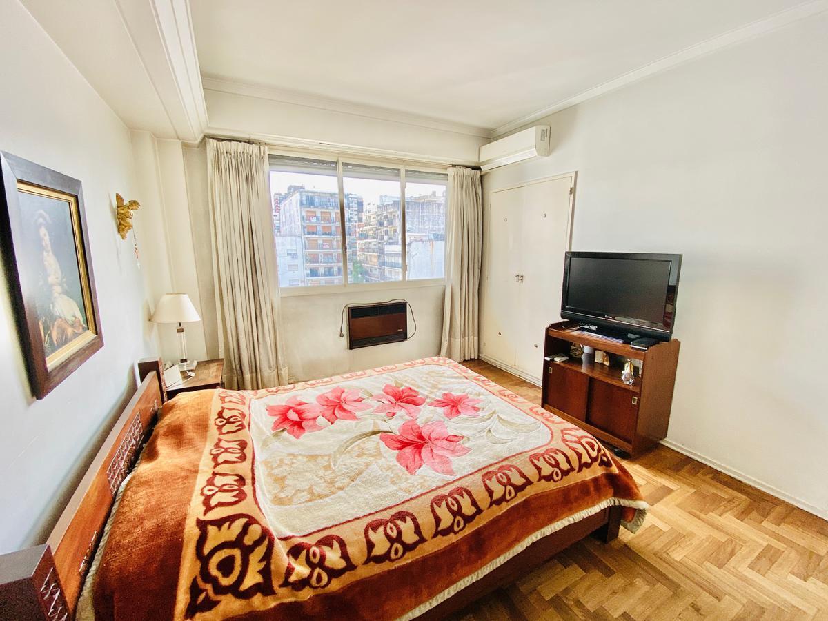 Foto de IMPORTANTE DEPTO DE 4 AMBIENTES CON 2 COCHERAS A LA VENTA EN BELGRANO., imagen 5