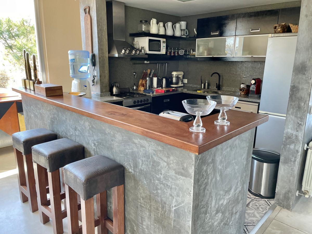 Moderna Casa en Venta y Alquiler en Cariló con Vista Al Mar. 2