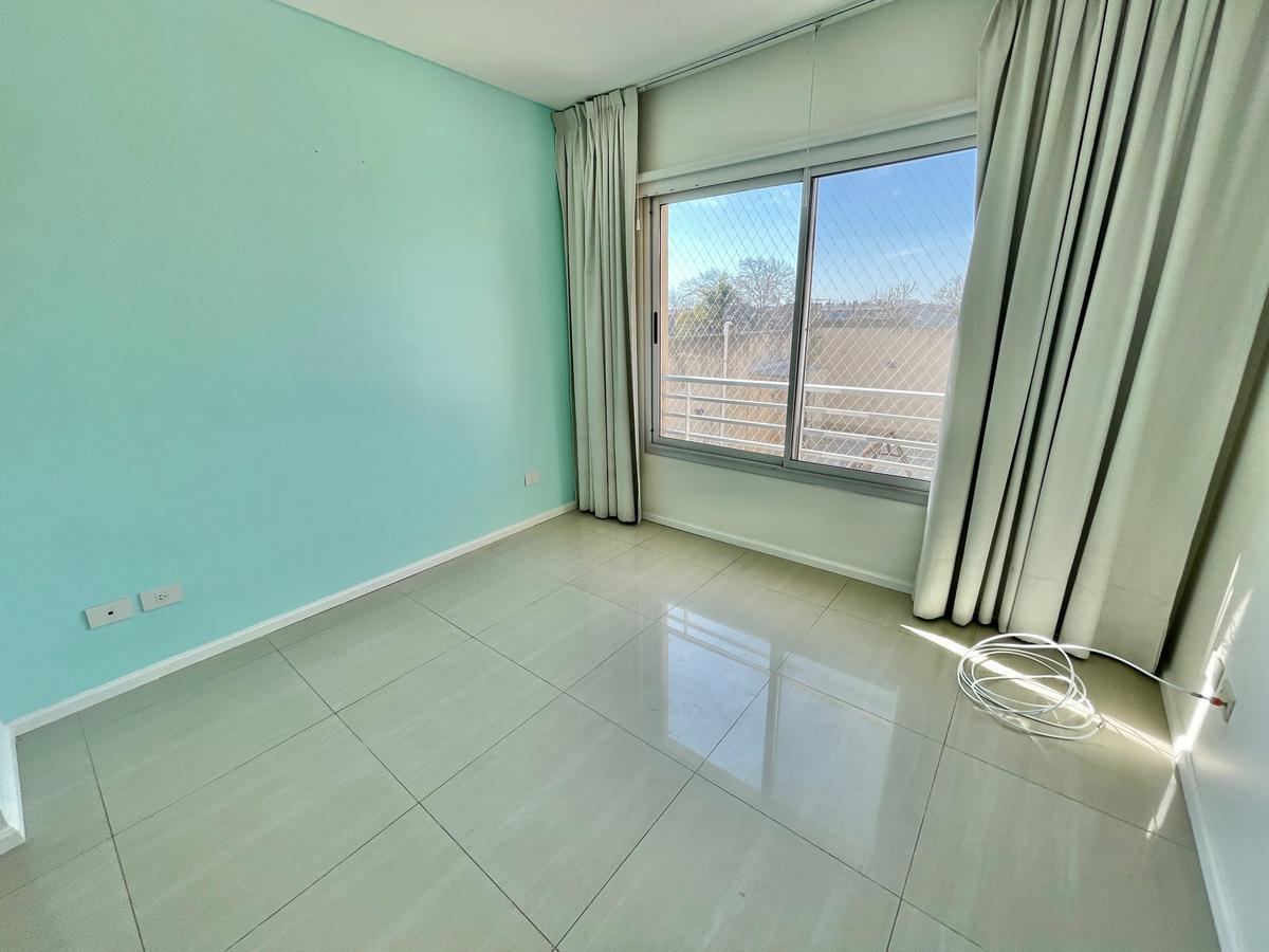Oportunidad! Impecable Departamento de 100 m² con Cochera en San Fernando 3