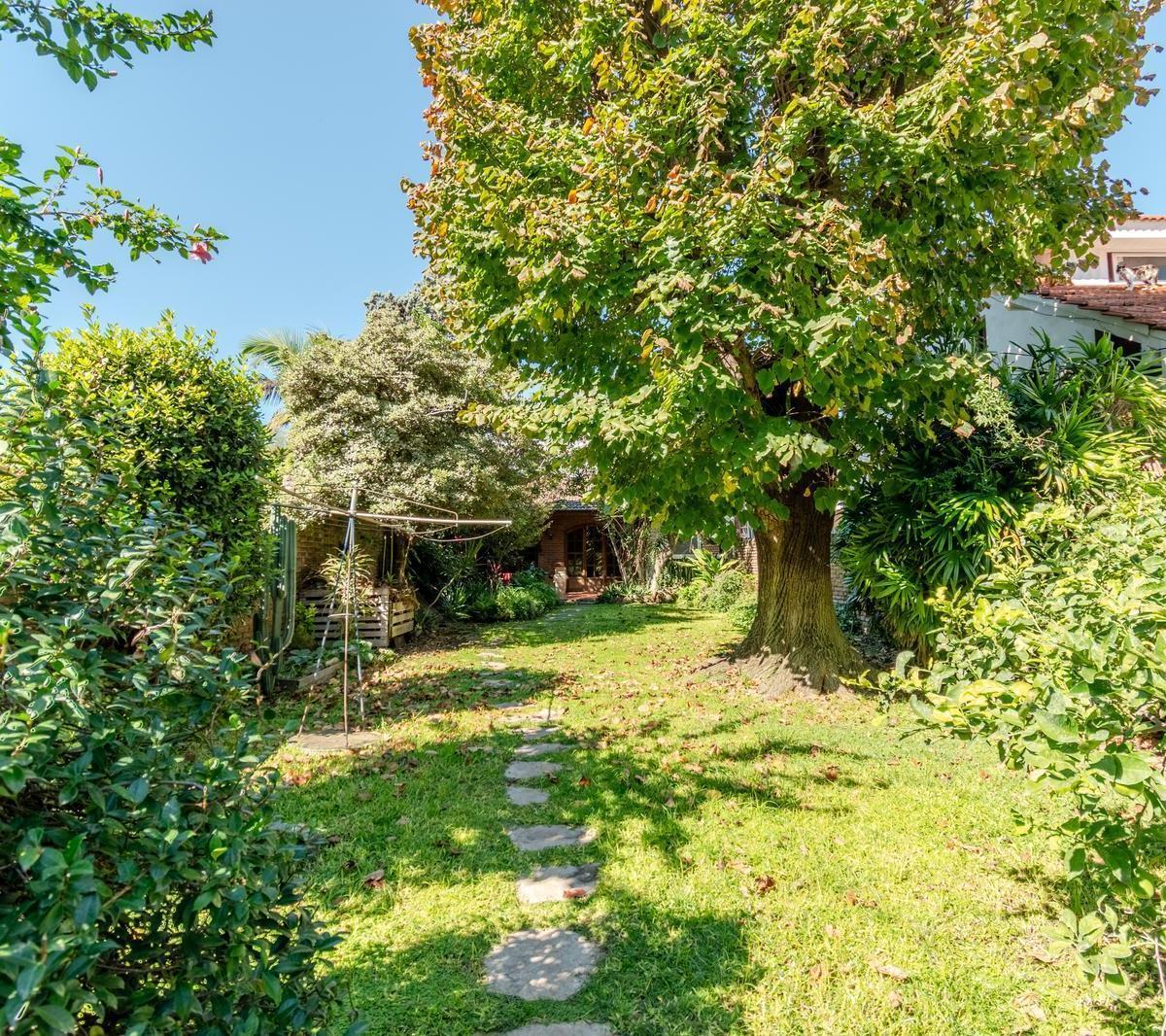 Comodisima Casa con Gran Jardin en Florida, Vicente Lopez. 4