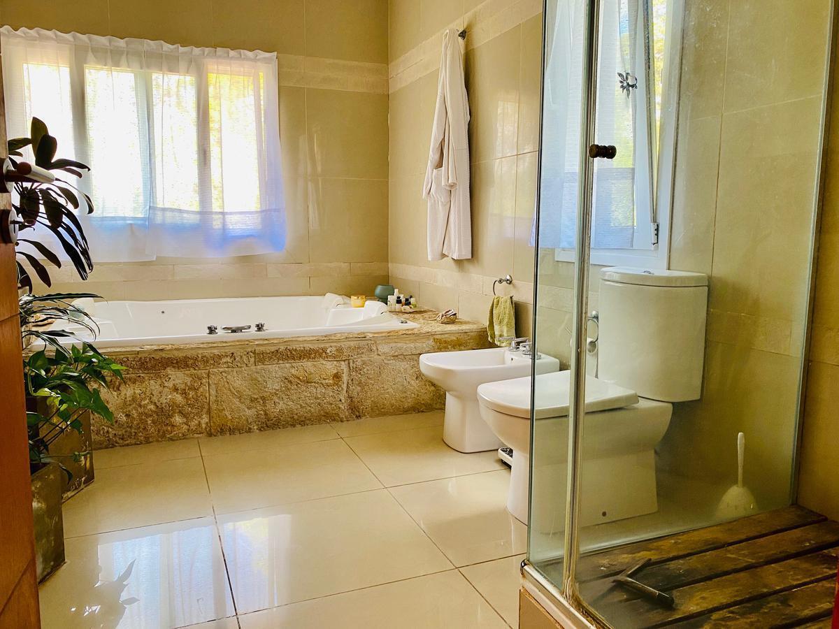 Foto de Excelente casa sobre lote de 1000m2 en venta en el Barrio Privado La, imagen 5