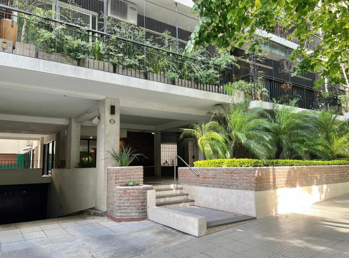 Departamento de 3 ambientes mas dependencia a la venta en la mejor zona de Barrancas de Belgrano.