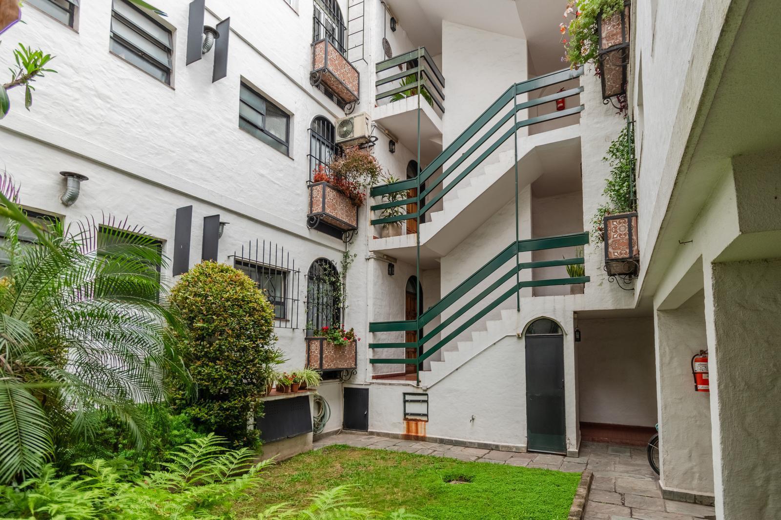 Foto de Departamento en venta con cochera y bajas expensas en La Lucila, a, imagen 2