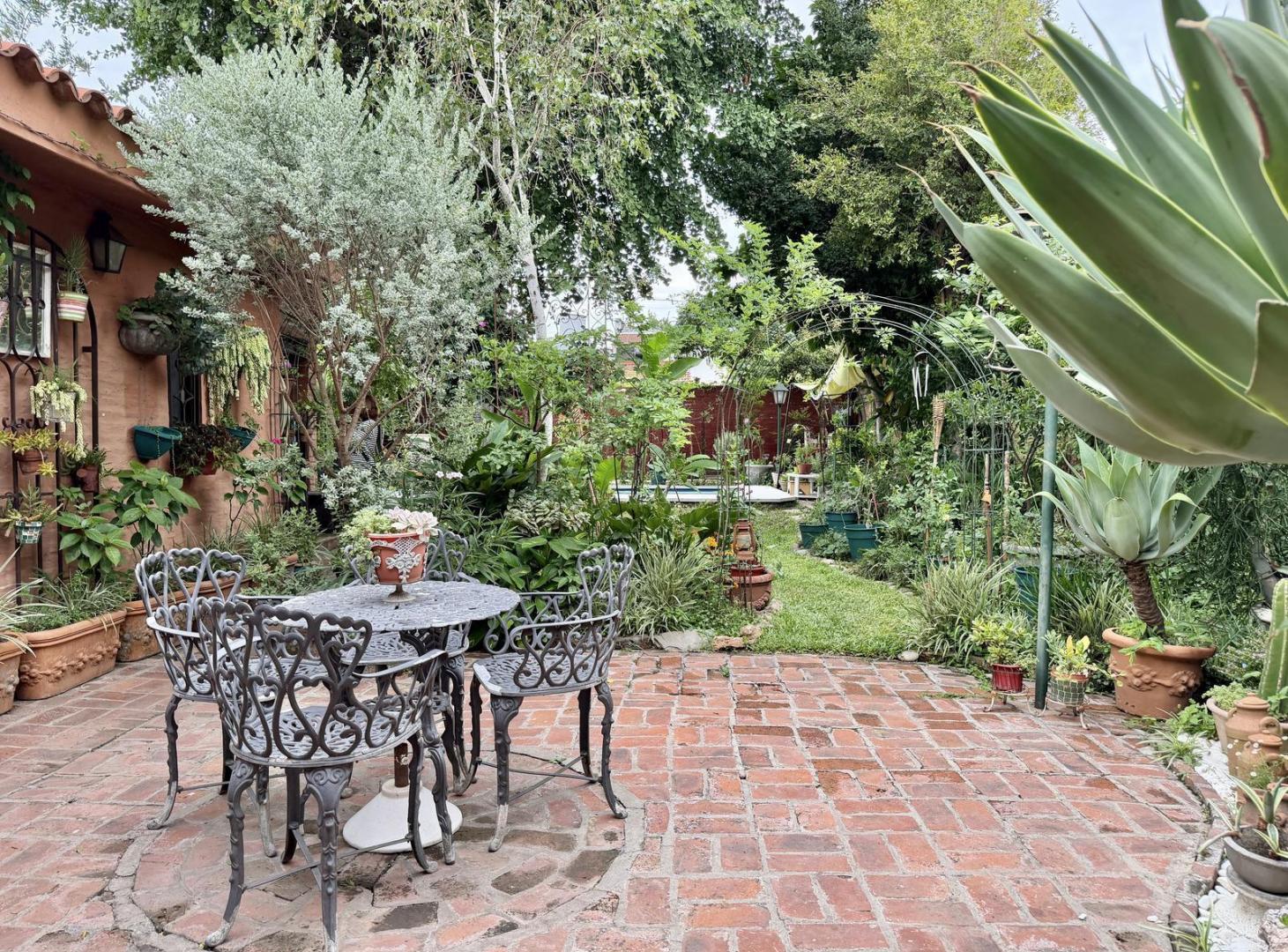 Foto de Excelente casa en venta con jardín y cochera en Las Lomas de San Isidro., imagen 5
