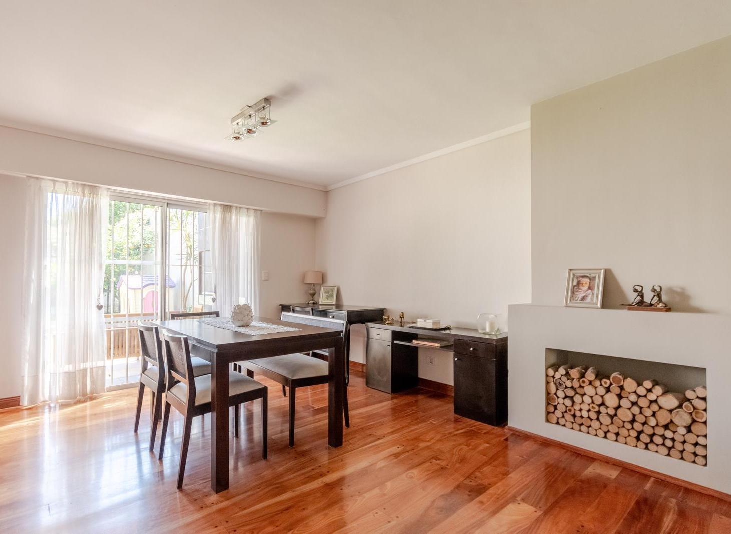 Foto de Impecable casa en venta con todas las comodidades, jardín y piscina en, imagen 4