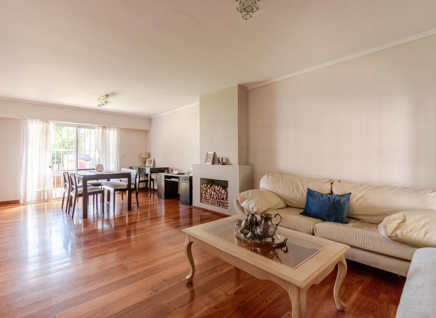 Foto de Impecable casa en venta con todas las comodidades, jardín y piscina en, imagen 5