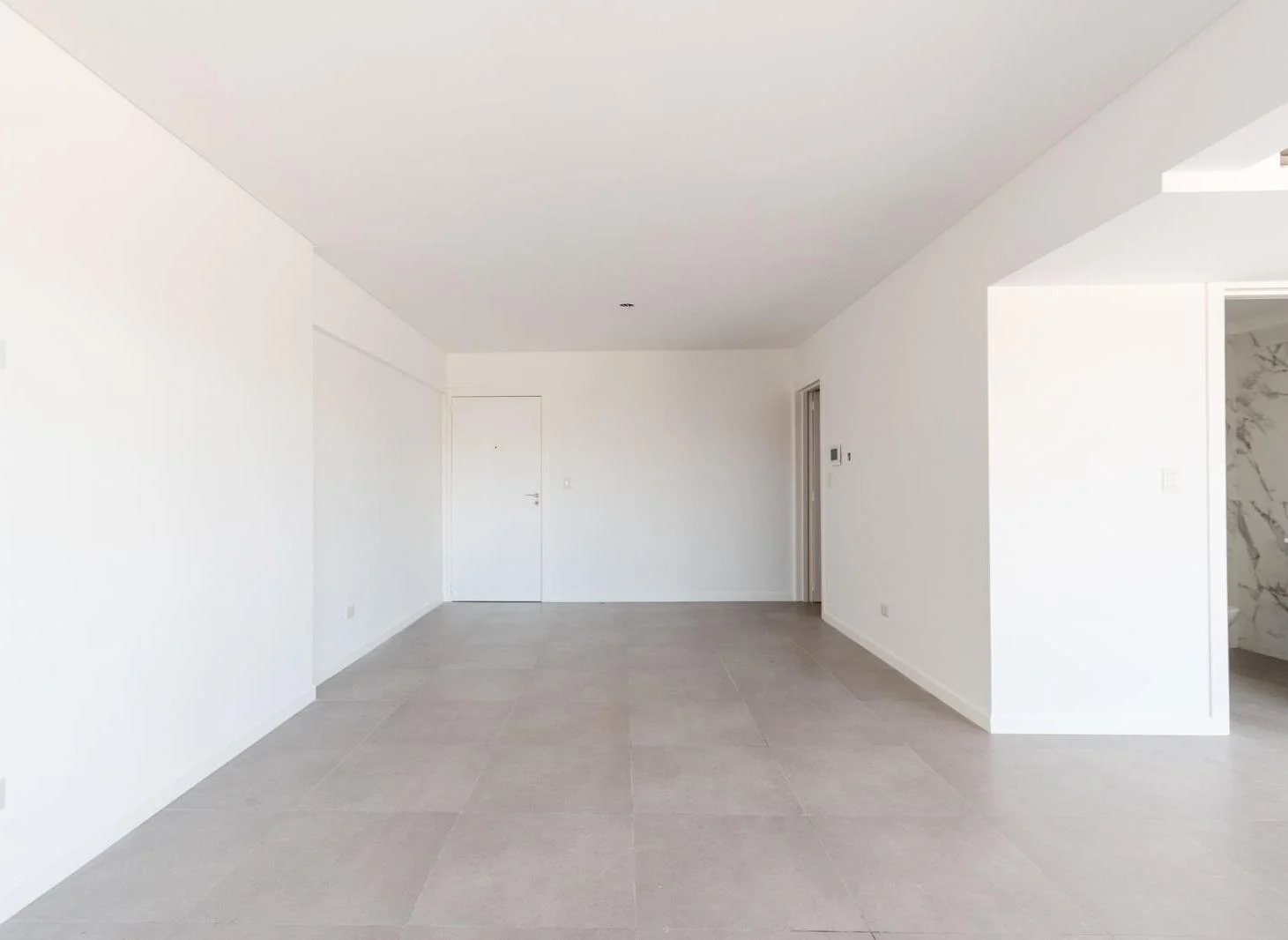 Foto de Departamento de dos ambientes con gran patio en venta y alquiler en San, imagen 2